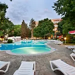 Ljuljak Hotel 3*