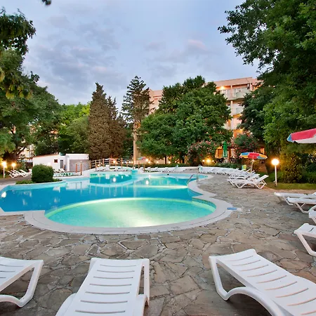 Ljuljak ホテル 3*