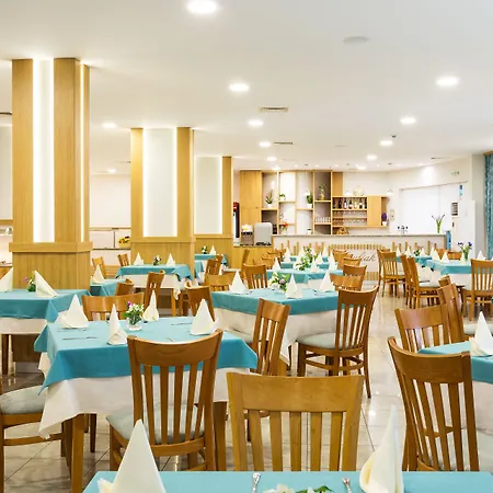 Ljuljak ホテル 3*