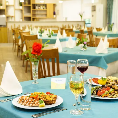 Hotel Ljuljak Zlate písky