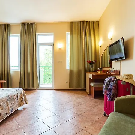 Ljuljak Hotel 3*